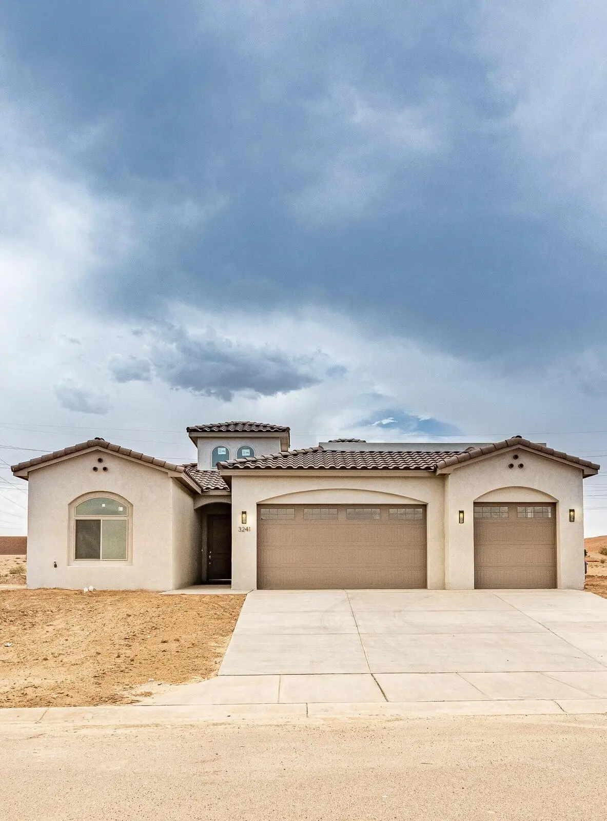 605 Colorado Mountain Road Ne, Rio Rancho
