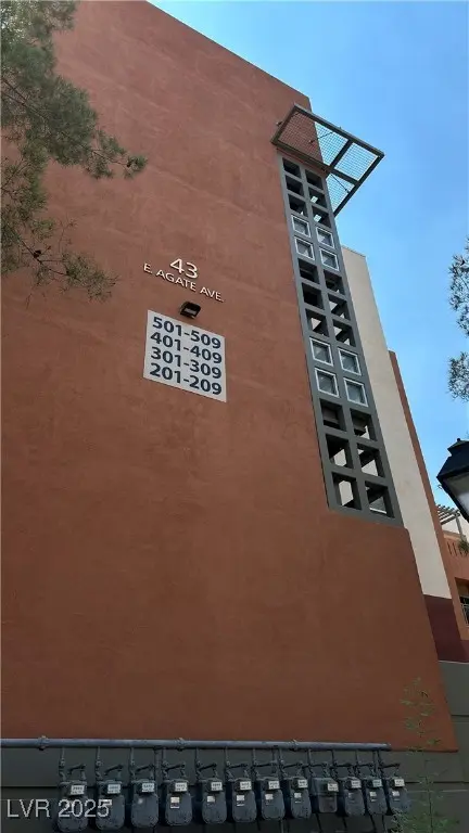 Photo of Listing #2706129