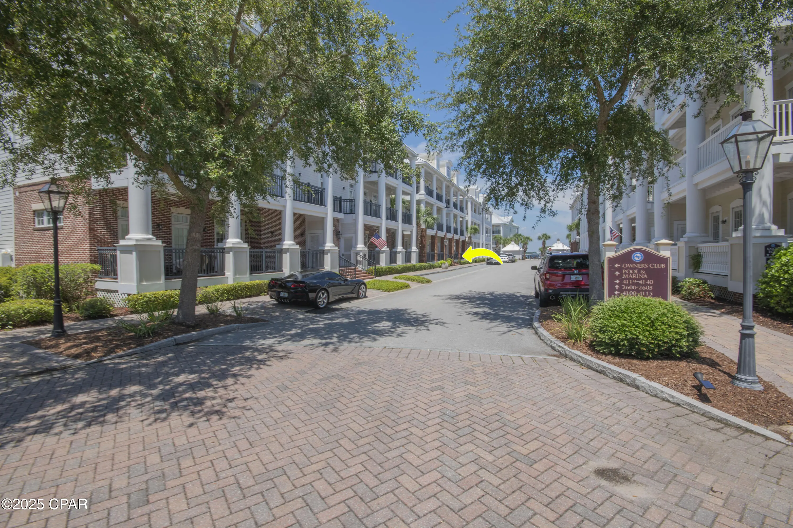 Photo of Listing #777129