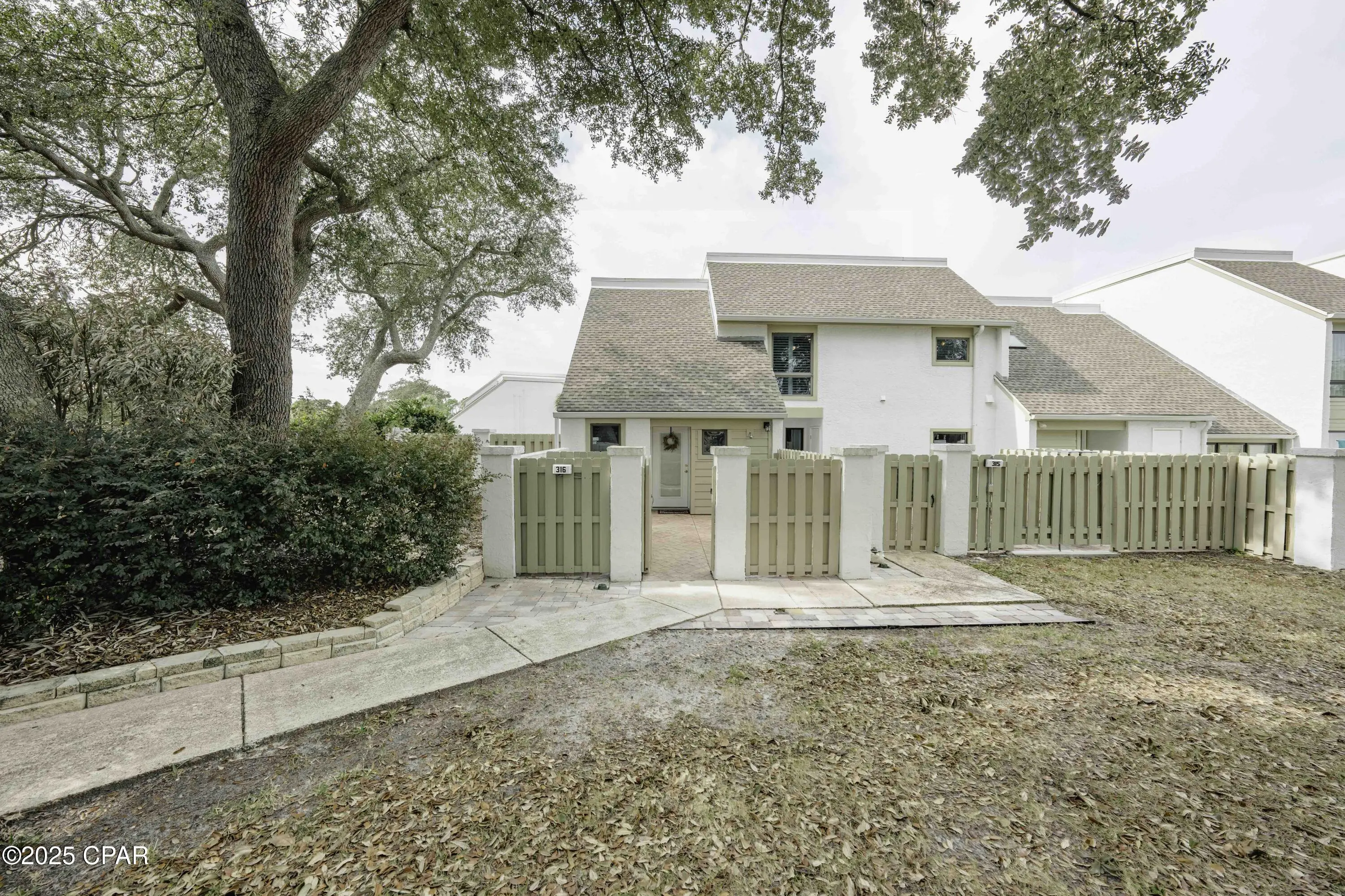 Photo of Listing #773631