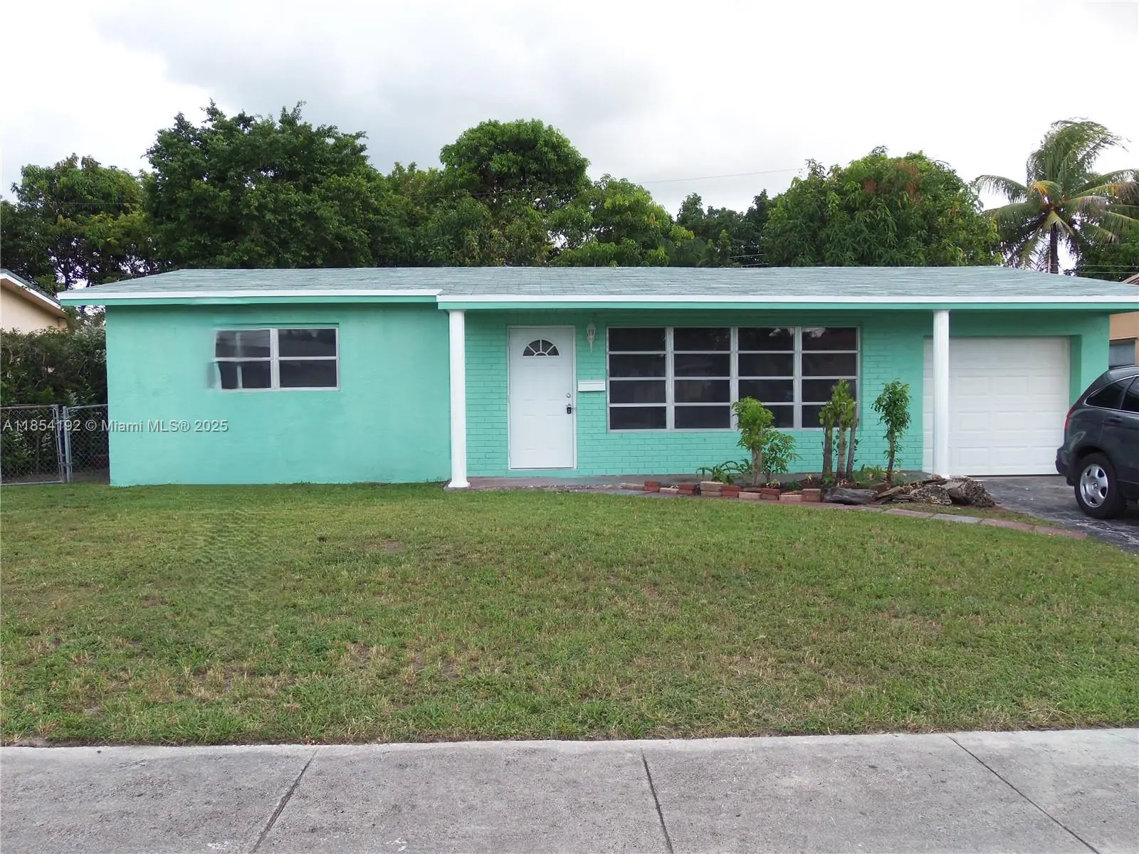 Photo of Listing #A11854192