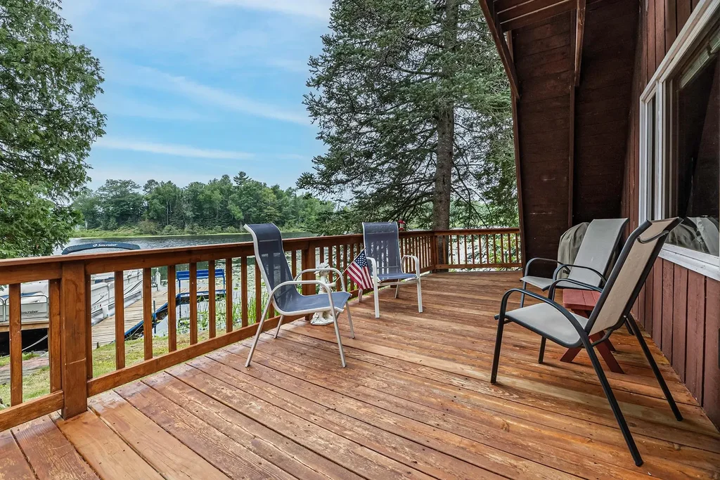 8993 Arnold Stock Ln, Minocqua