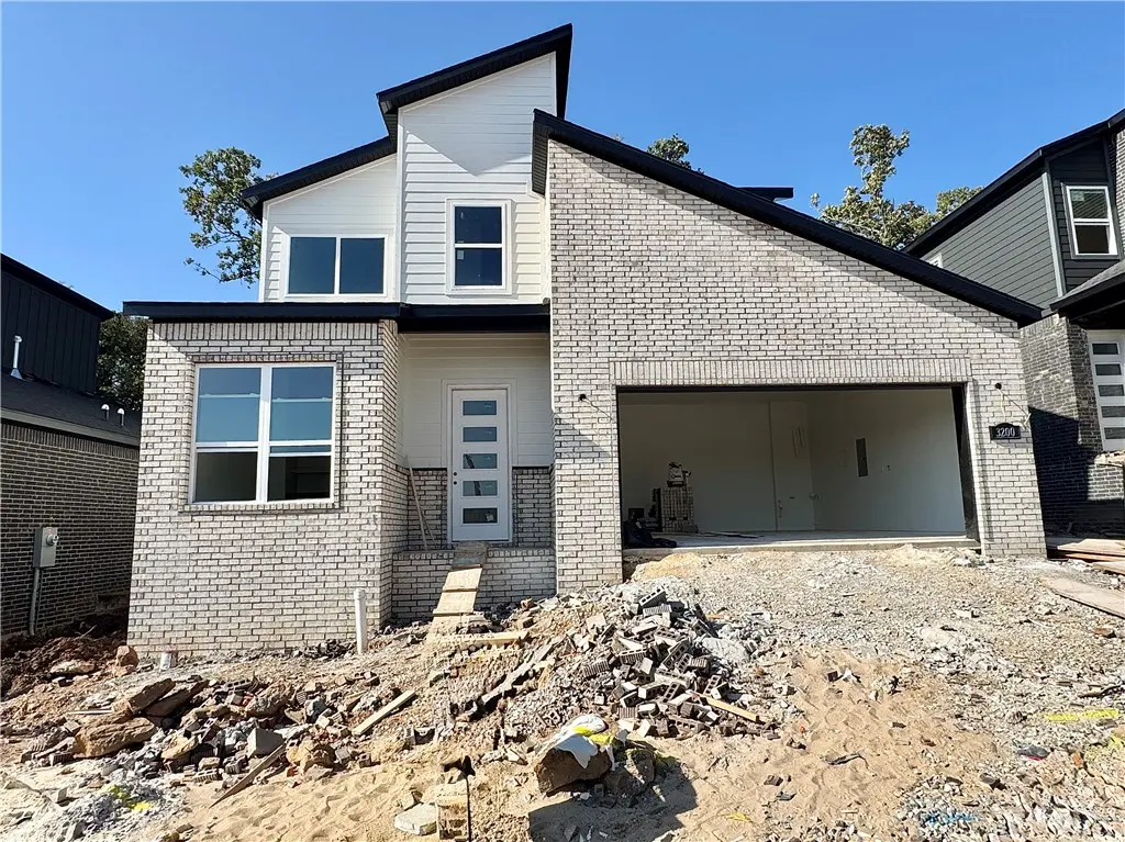 3200 N Sumac Drive, Fayetteville