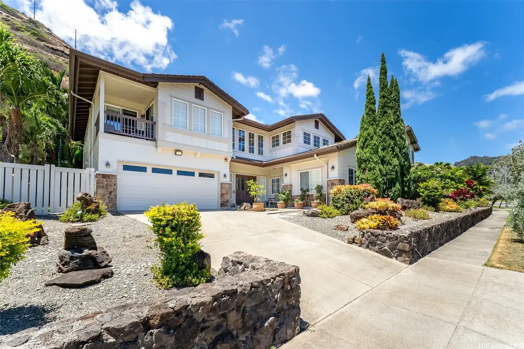 1042 Kuekue Street, Honolulu