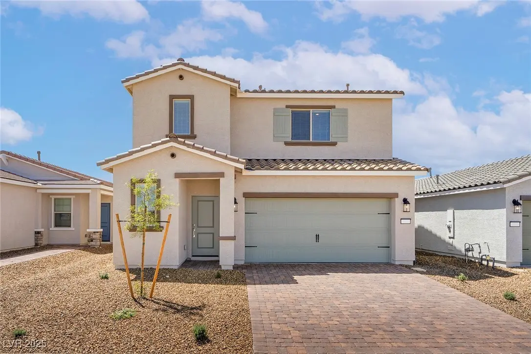 Photo of Listing #2708305