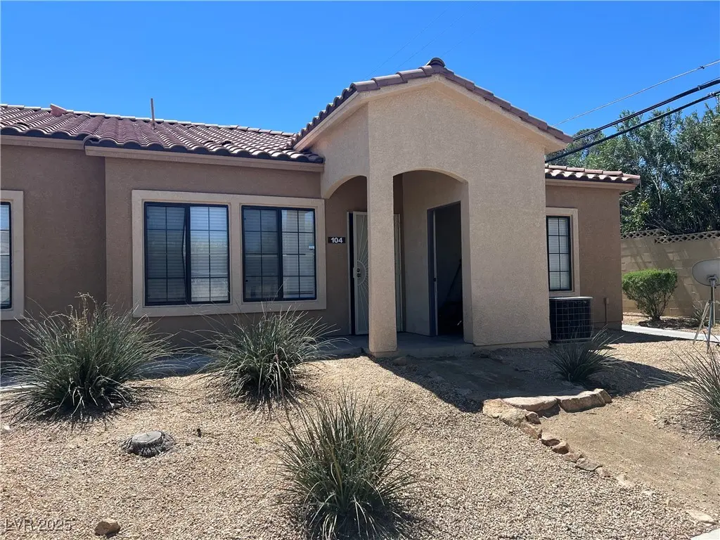 Photo of Listing #2708315