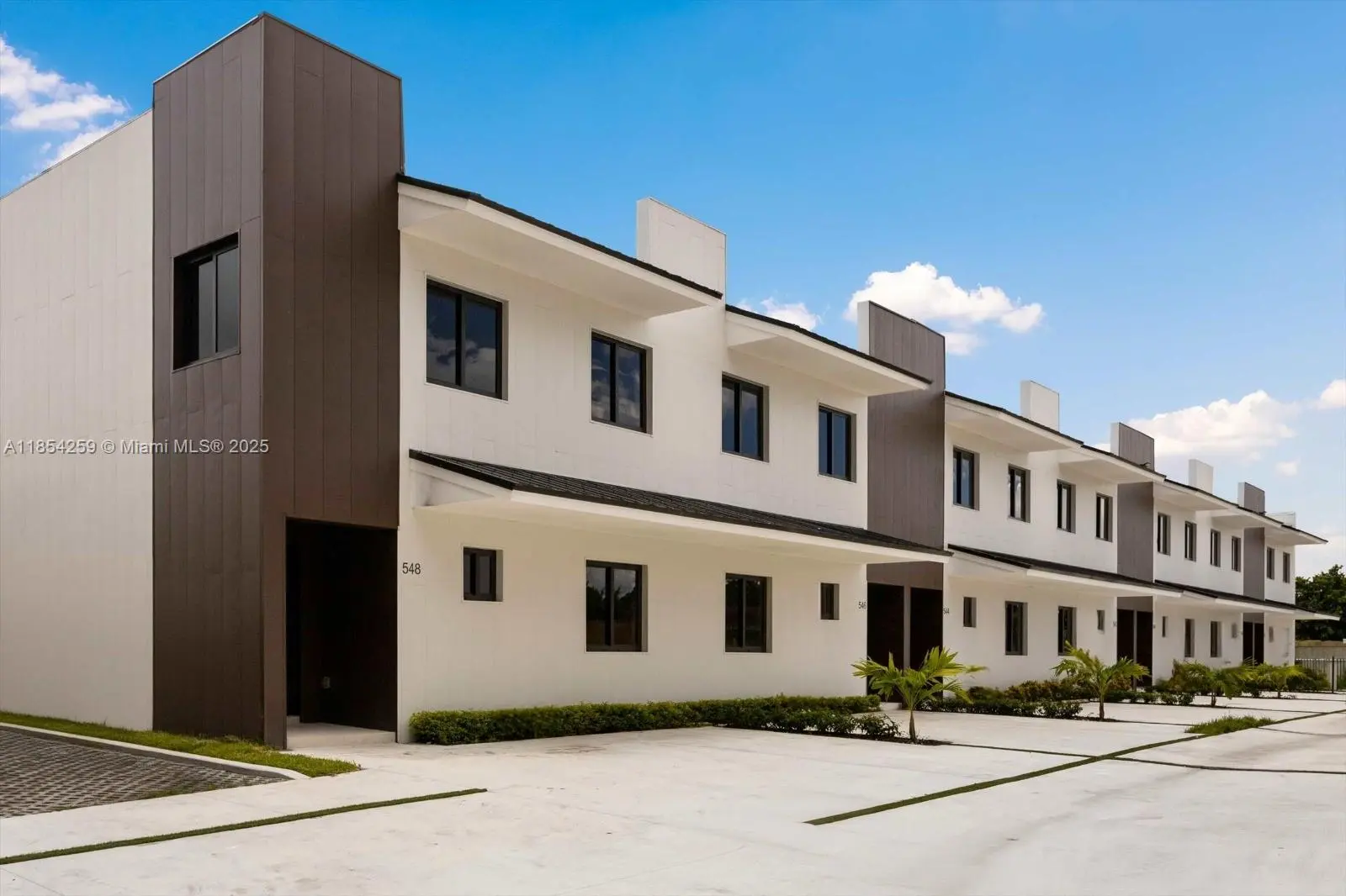 Photo of Listing #A11854259