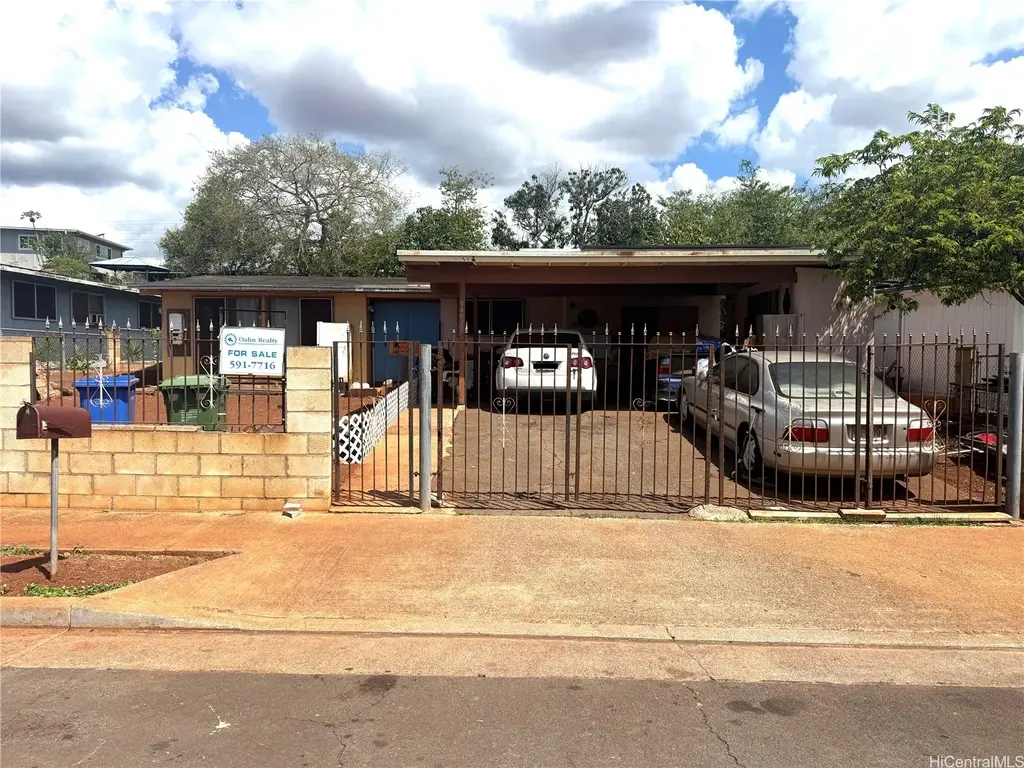 94-078 Hulahe Street, Waipahu