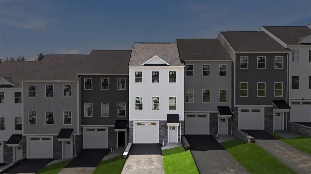 123 Bella Vista Drive, Baldwin Boro