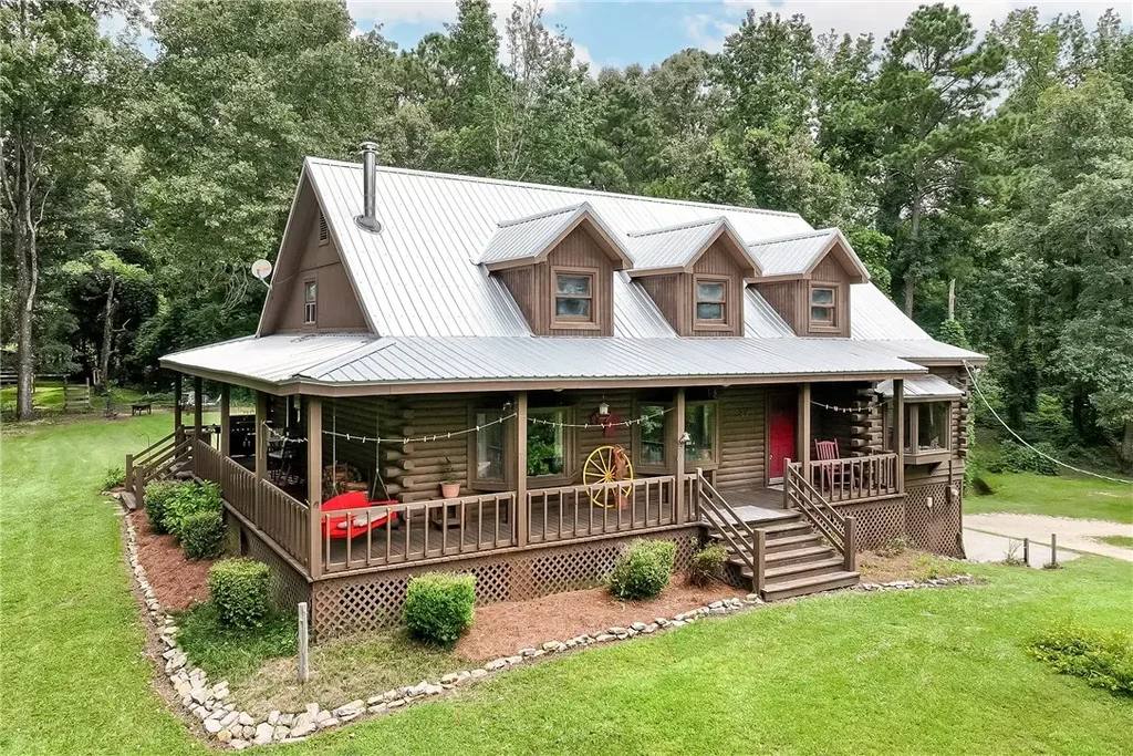 450 Lee Rd 758, Opelika