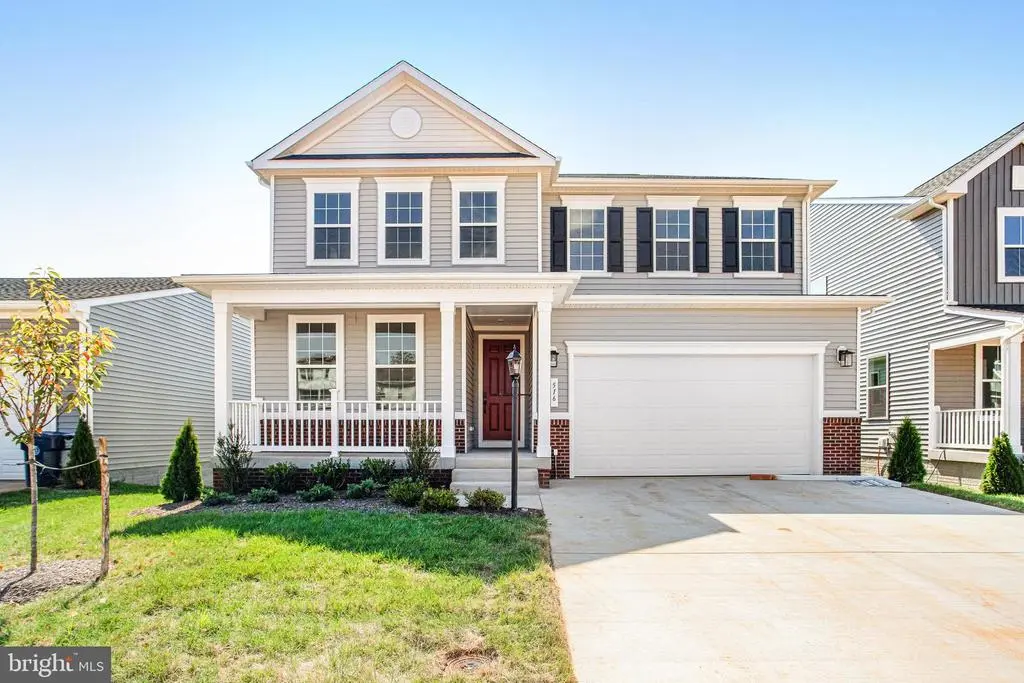 516 Aster Ln, Orange