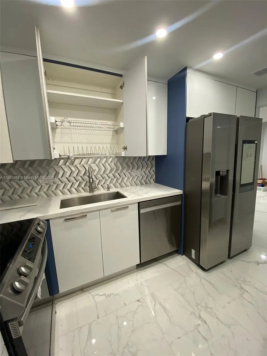 Photo of Listing #A11855091