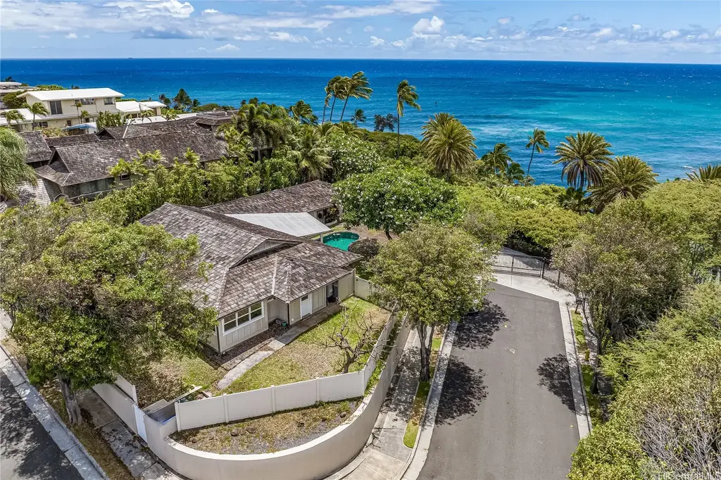 4105 Papu Circle, Honolulu