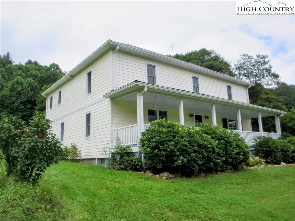 1294 Spencer Branch Road, Lansing