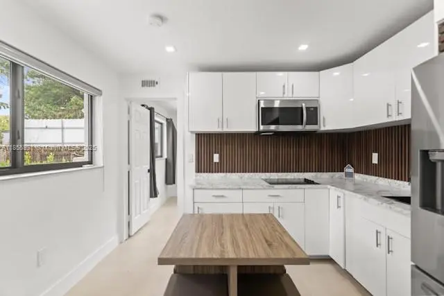 Photo of Listing #A11855981