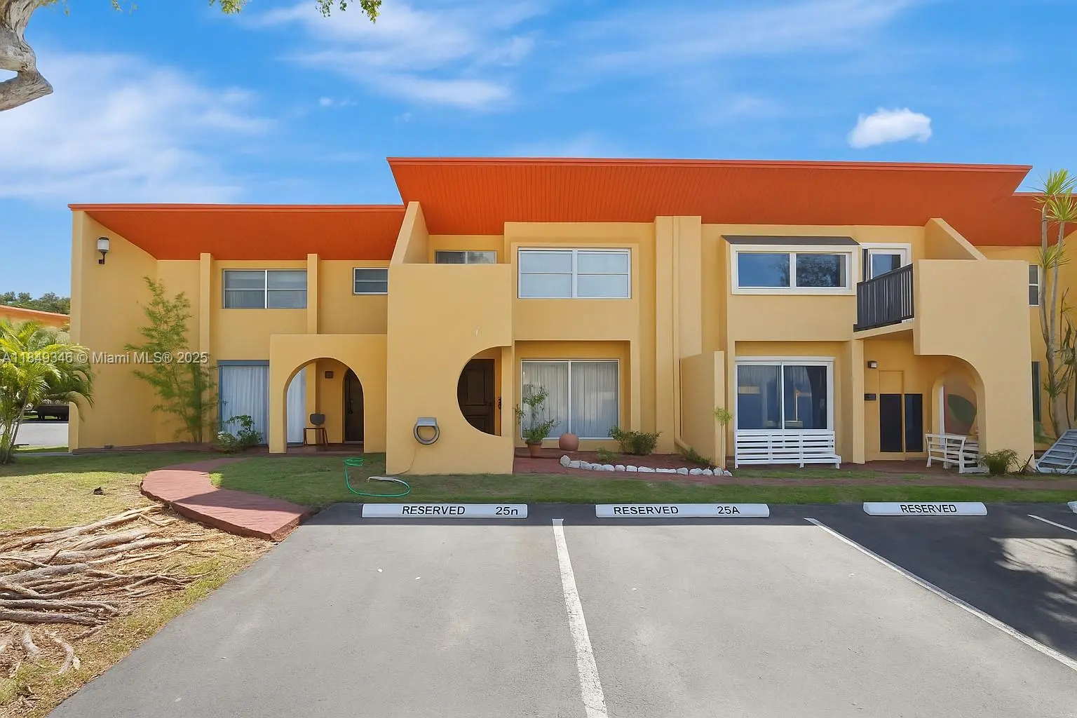 Photo of Listing #A11849346