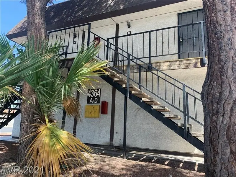 Photo of Listing #2709098