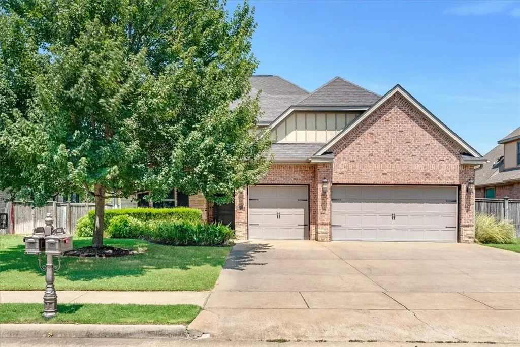 4109 W Candlewood Place, Rogers