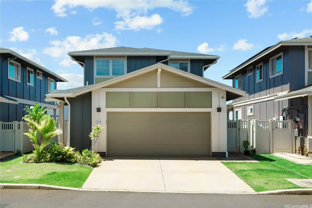 94-1251 Hale Halawai Drive # 39, Waipahu