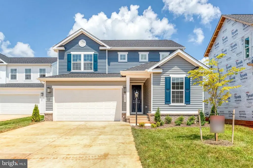 529 Aster Ln, Orange