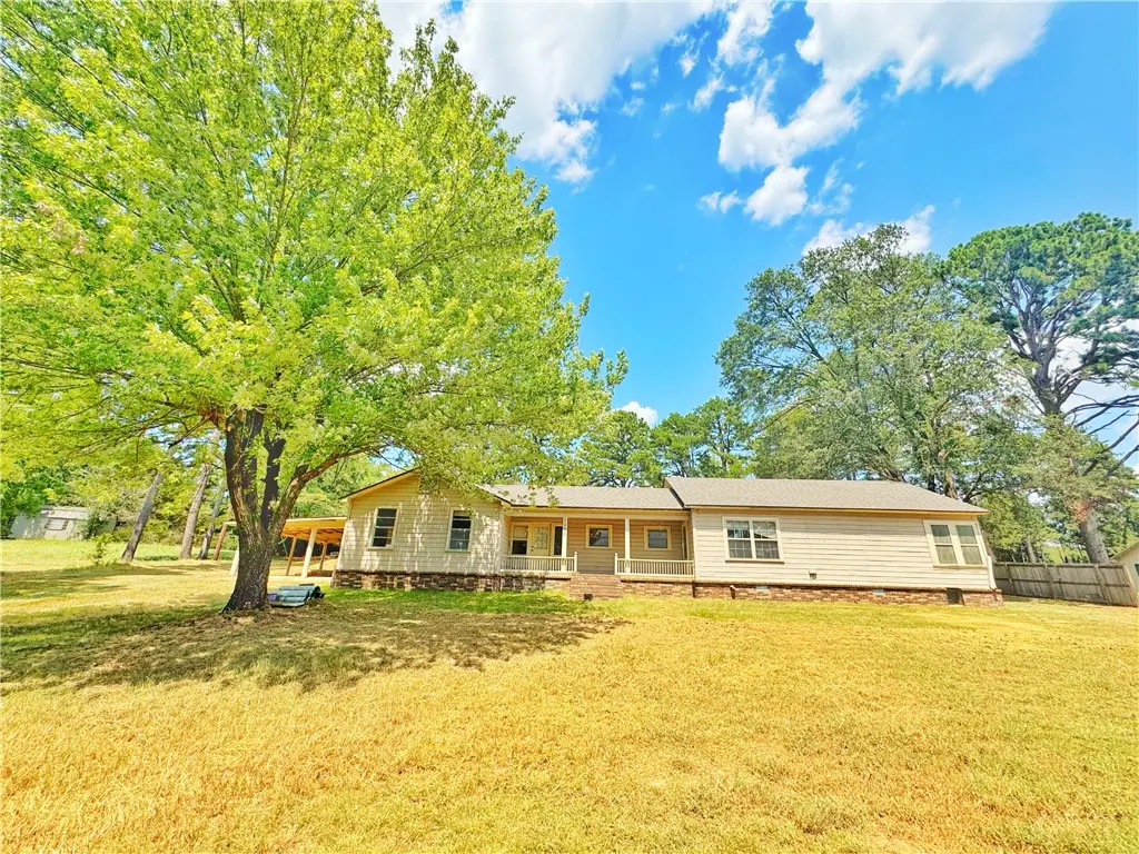 7090 Us Highway 64, Russellville