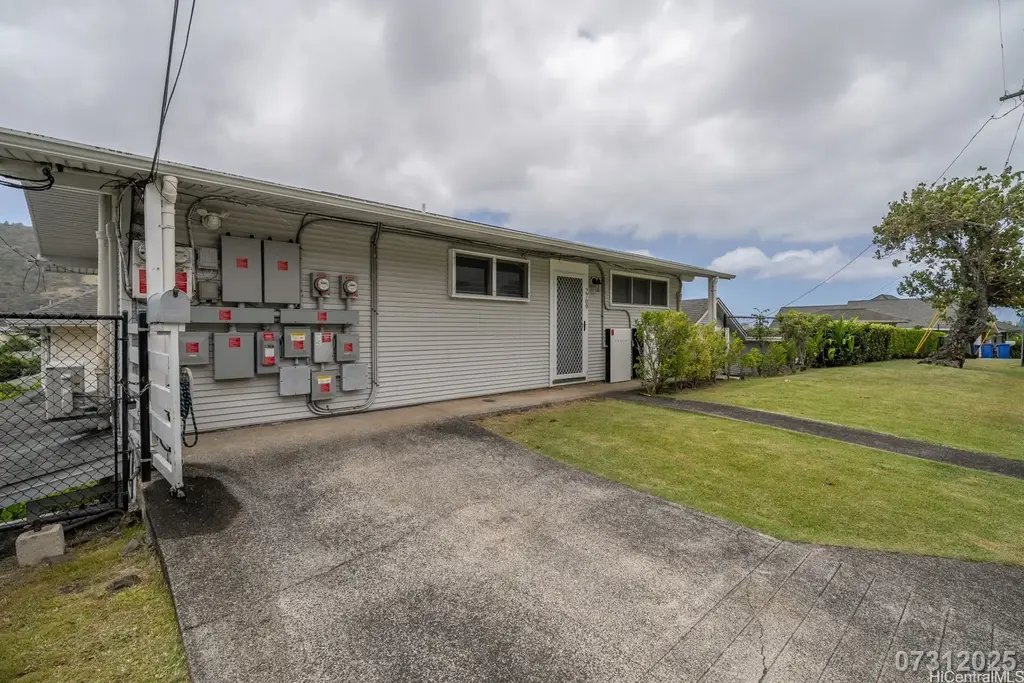 2709 Hillside Avenue, Honolulu