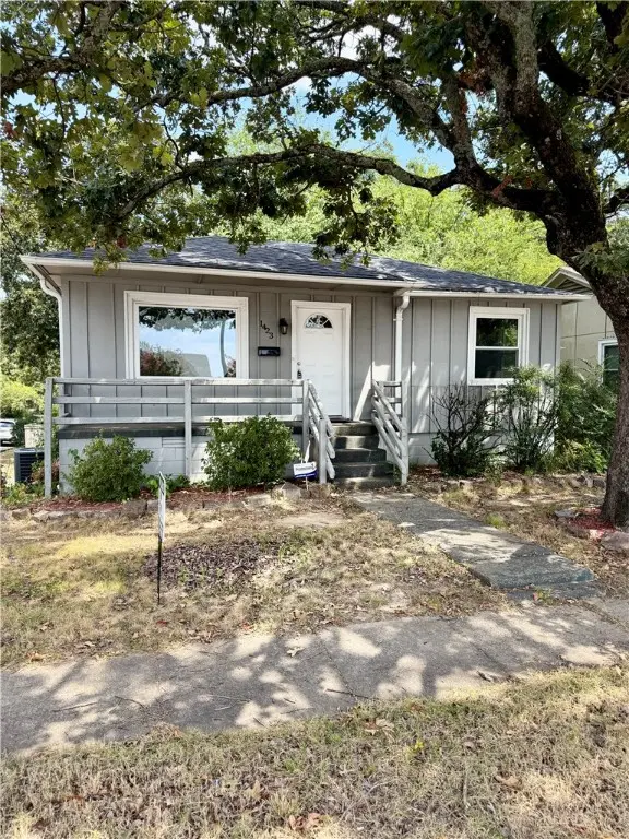 1423 N Mississippi, Littlerock