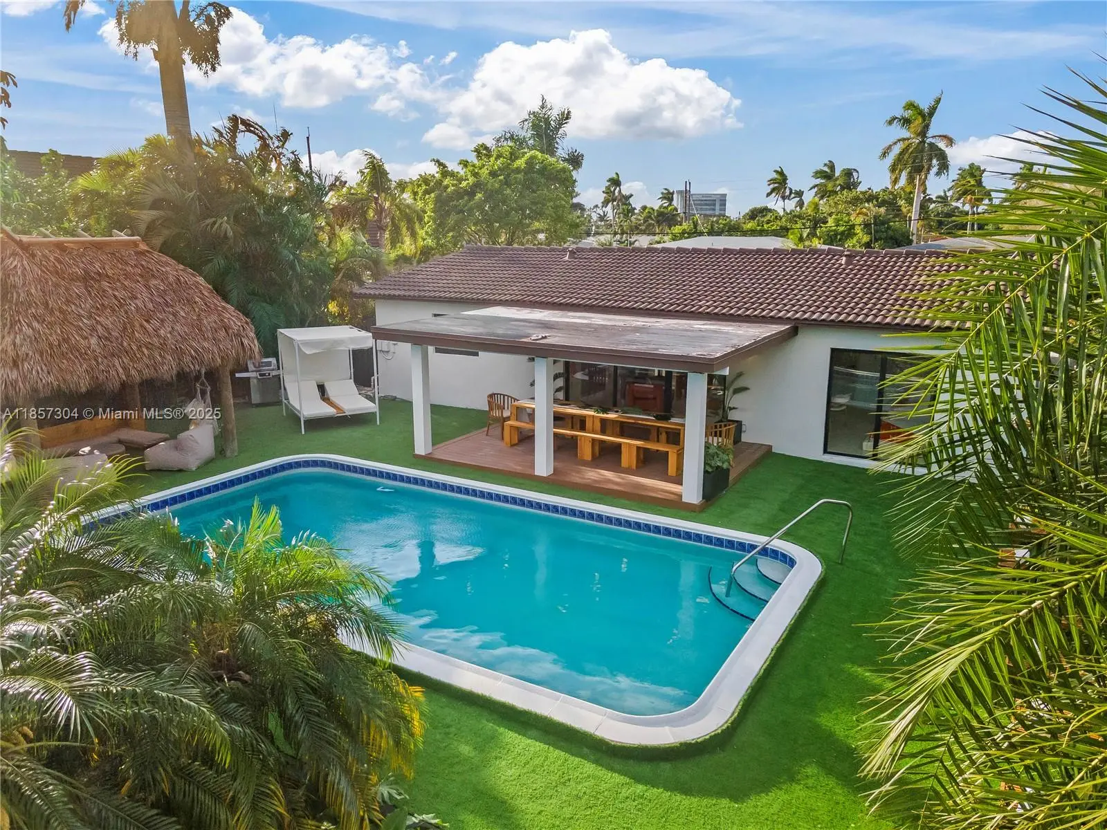 Photo of Listing #A11857304