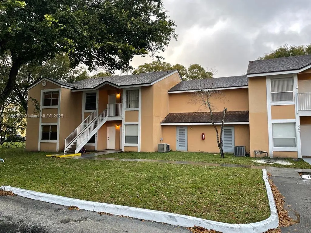 Photo of Listing #A11856083