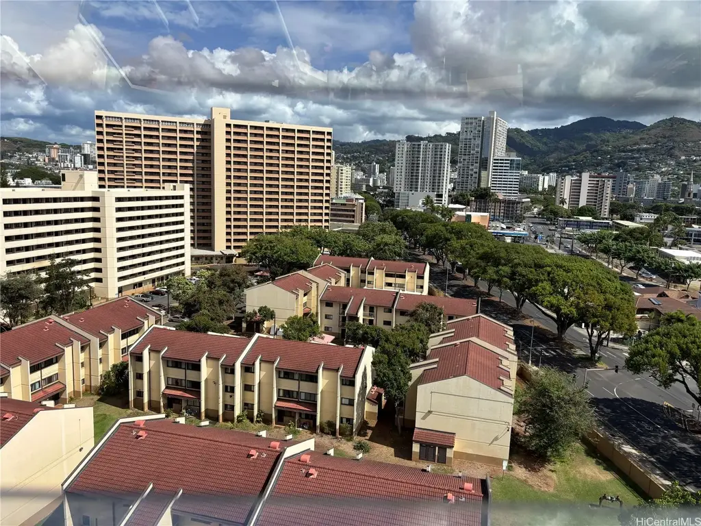 1650 Kanunu Street # 1316, Honolulu