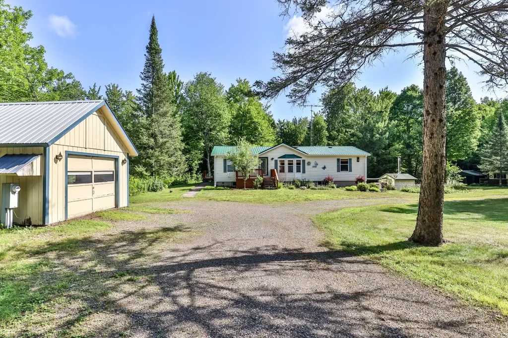 5862n Hwy 51, Mercer