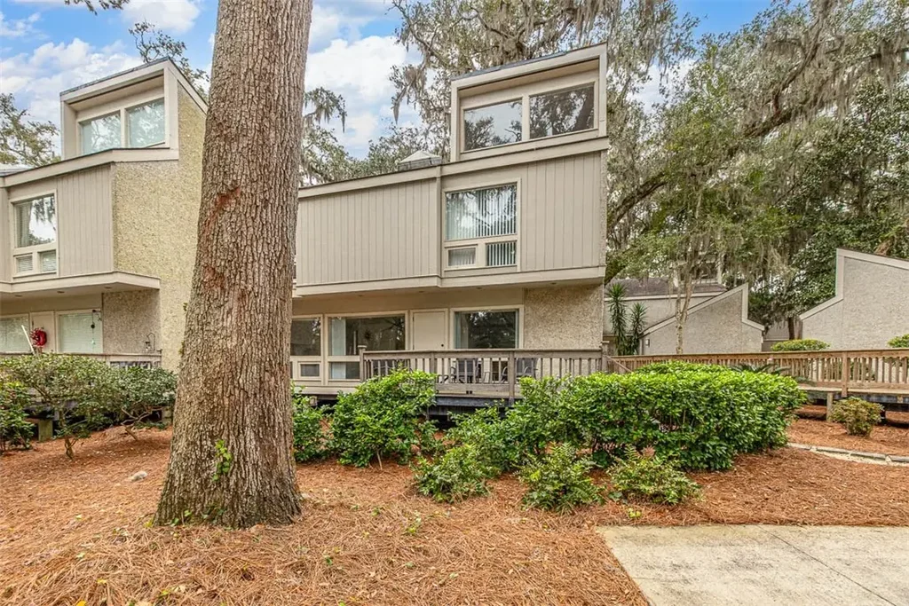 413 Fairway Villas Drive, St Simons Island
