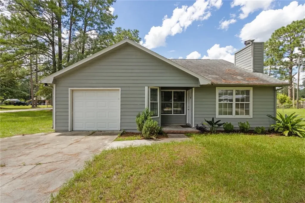 145 Maplehurst Drive, Folkston