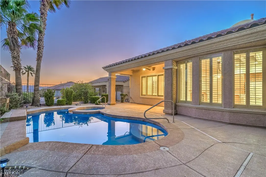 Photo of Listing #2709217