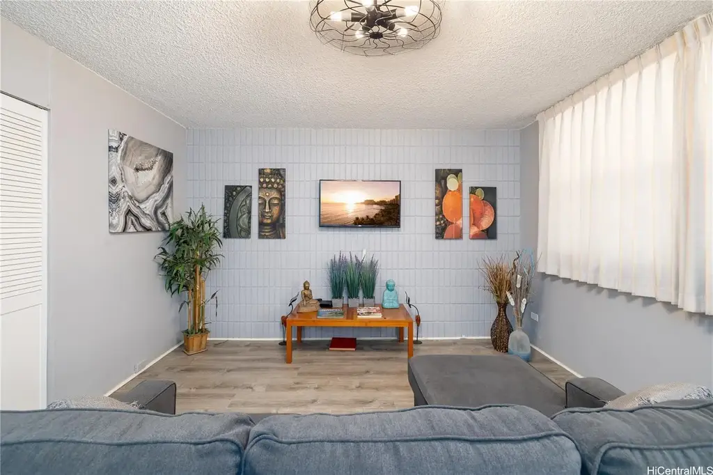 (unit #406) 1911 Kalakaua Avenue, Honolulu