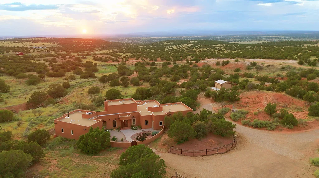 68 Victorio Trail, Mountainair