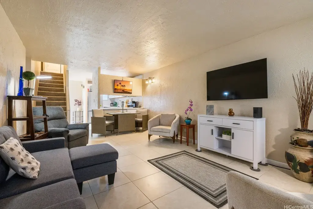 46-270 Kahuhipa Street # A103, Kaneohe
