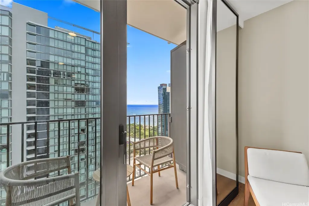 987 Queen Street # 3310, Honolulu