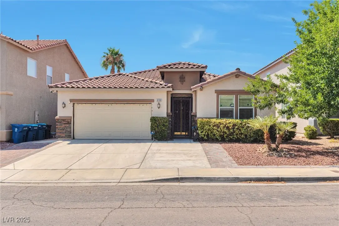 Photo of Listing #2710065