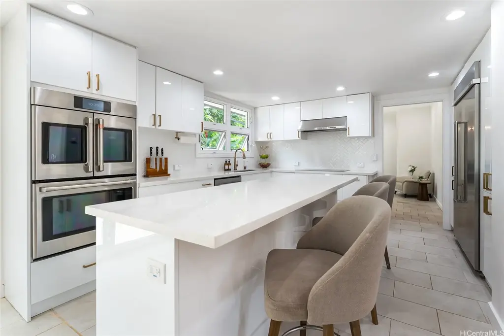 119 E Hind Drive, Honolulu