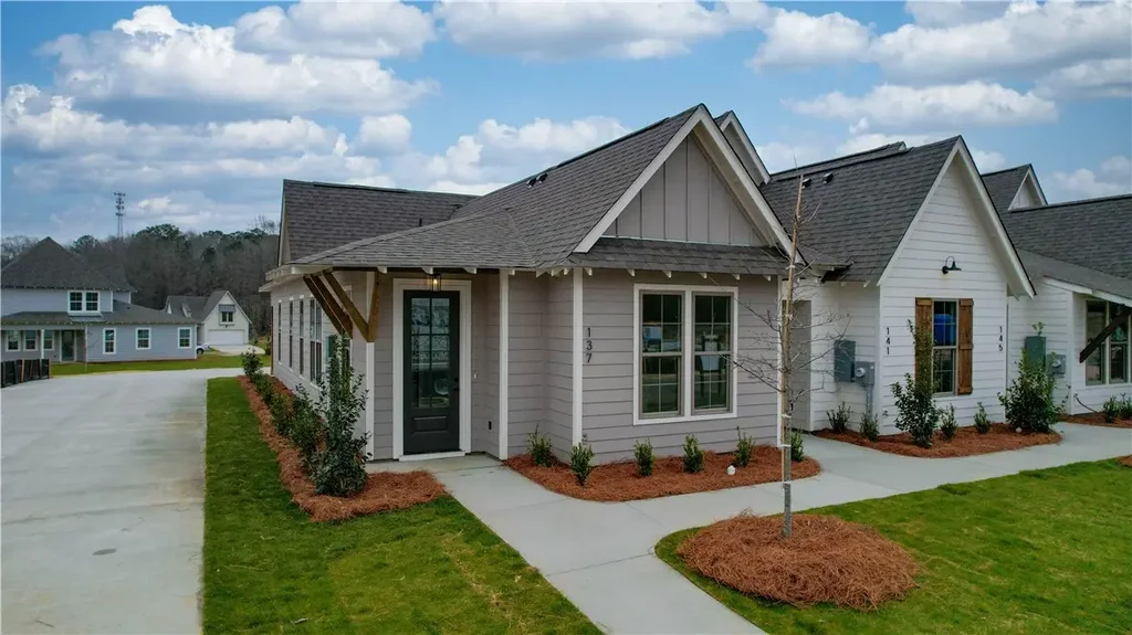 131 Summer St, Opelika