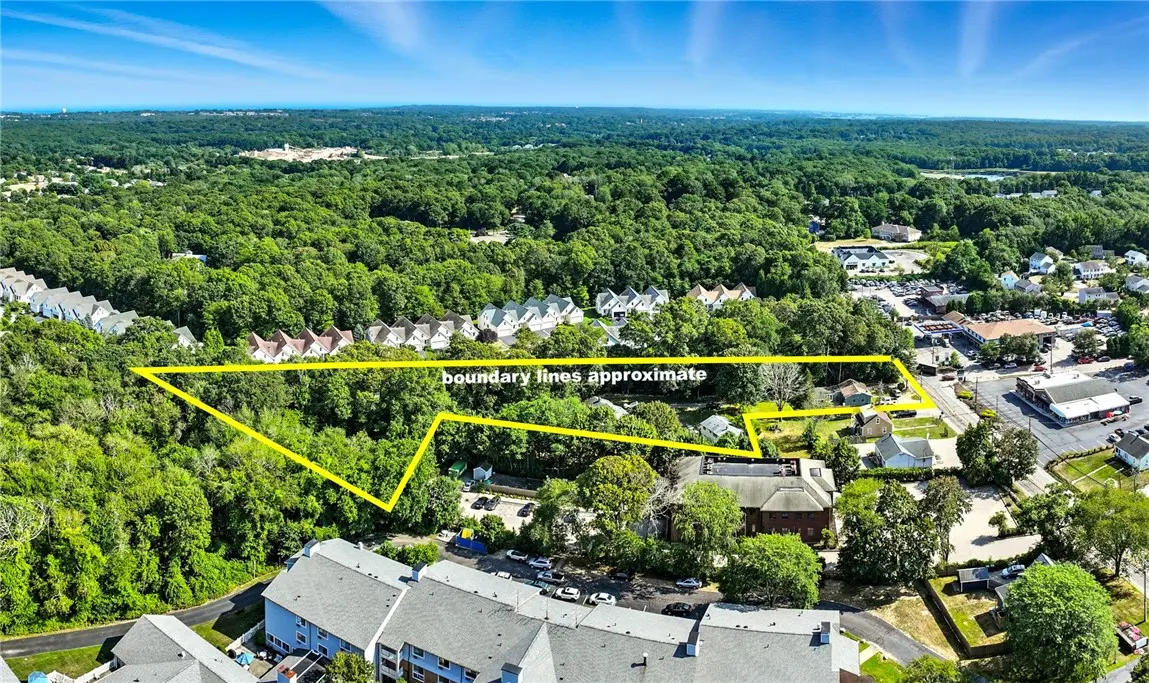 1907 Kingstown Rd, South Kingstown