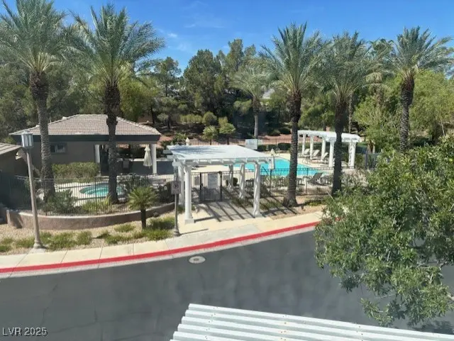 Photo of Listing #2710361