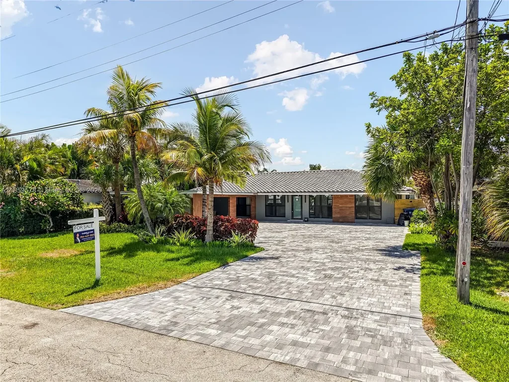 2417 Ne 18th Ave, Wilton Manors