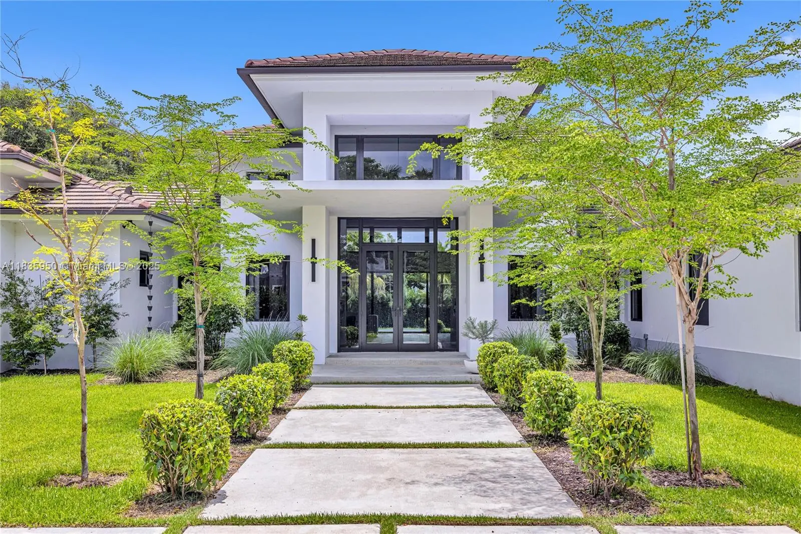 Photo of Listing #A11835950