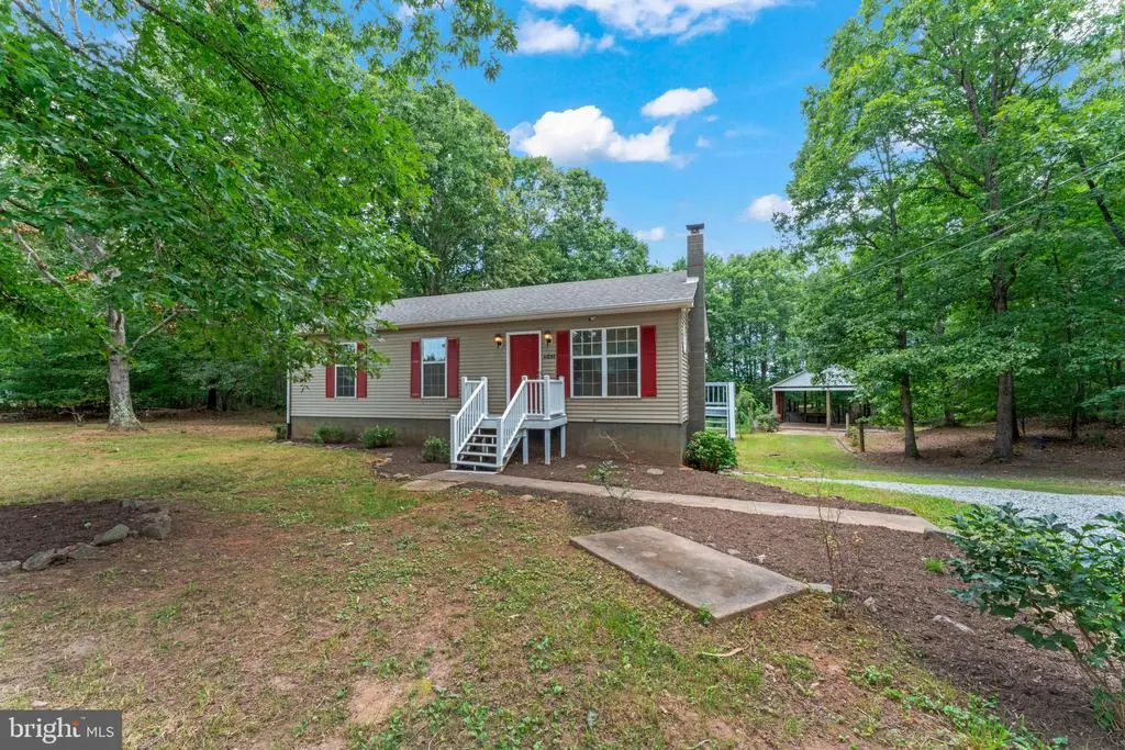 1543 Vawter Corner Rd, Louisa