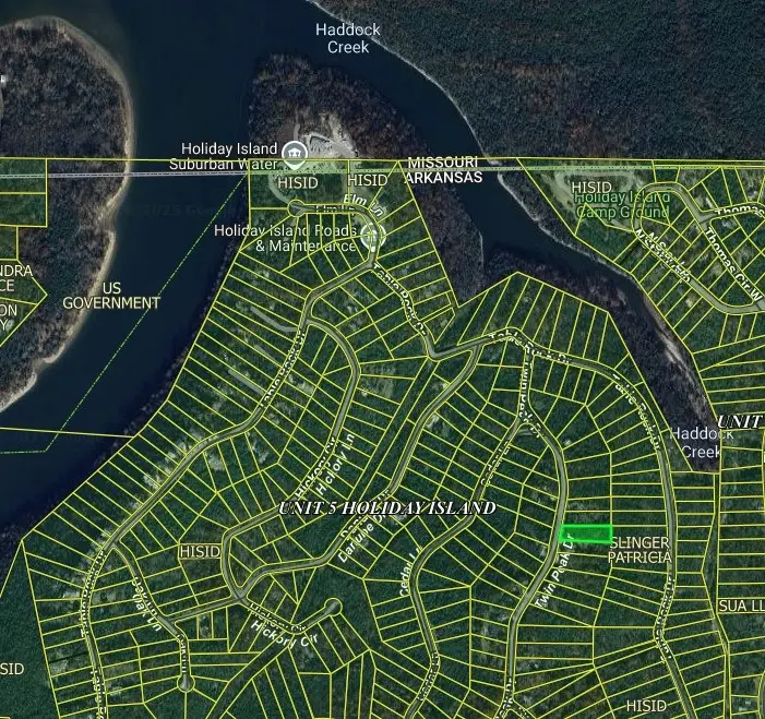 74 Twin Peak Drive, Holiday Island