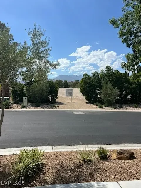 Photo of Listing #2710765