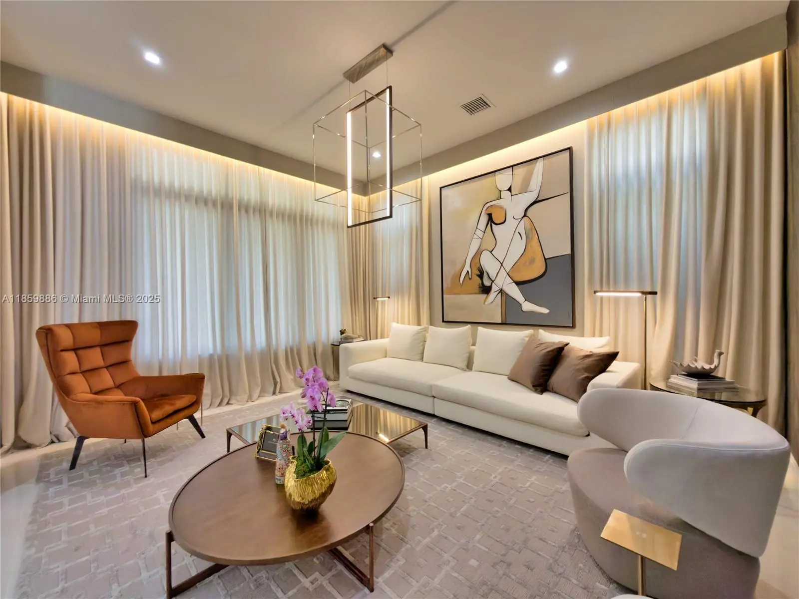 Photo of Listing #A11859886