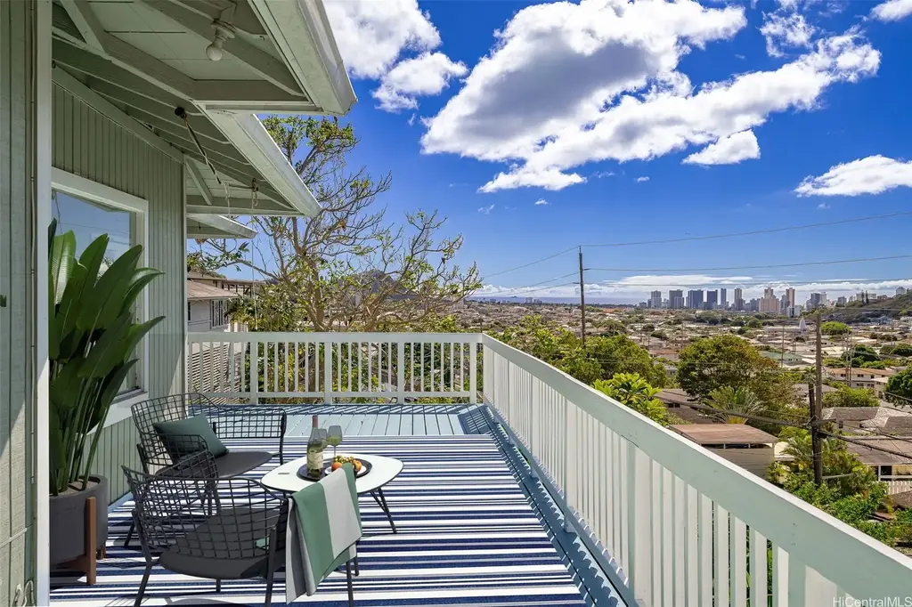 1967 10th Avenue, Honolulu